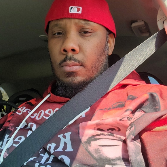 Meet your Posher, Shannon - Picture 3 of 3